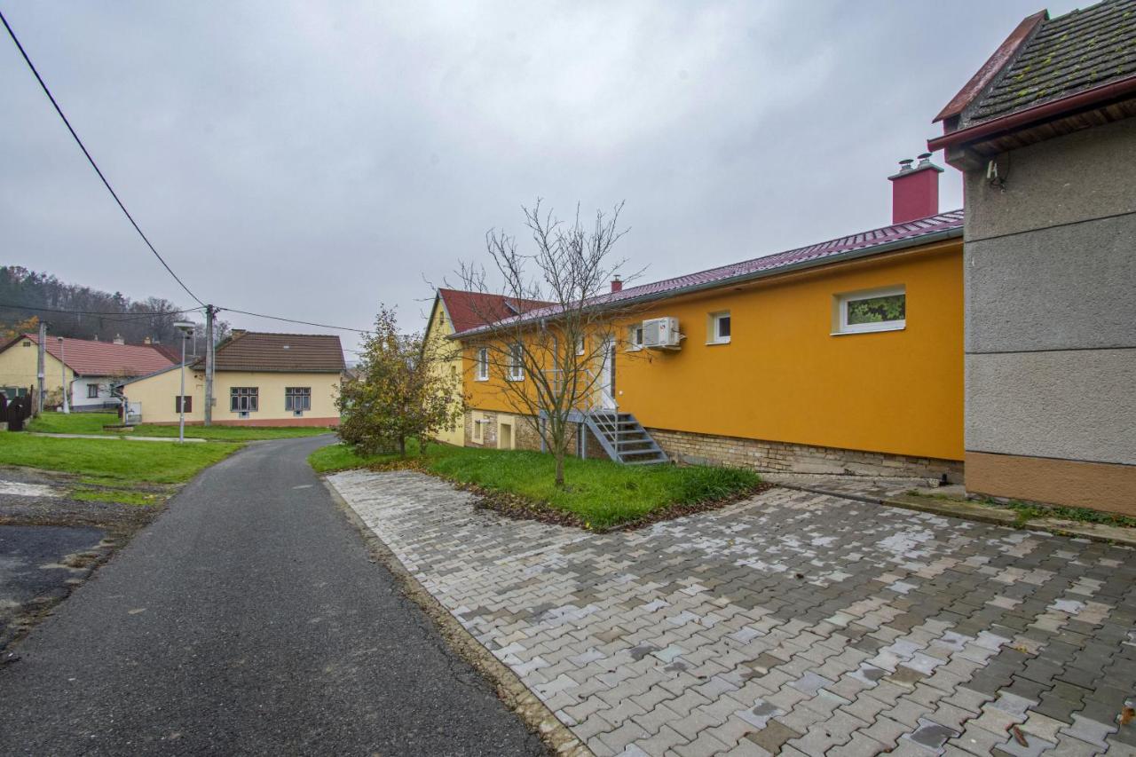 Velky Apartman Zlamanka Kroměříž Extérieur photo